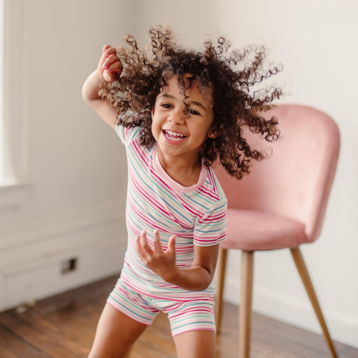 Print Short Sleeve Pajama Set with Shorts in Make Believe Stripe