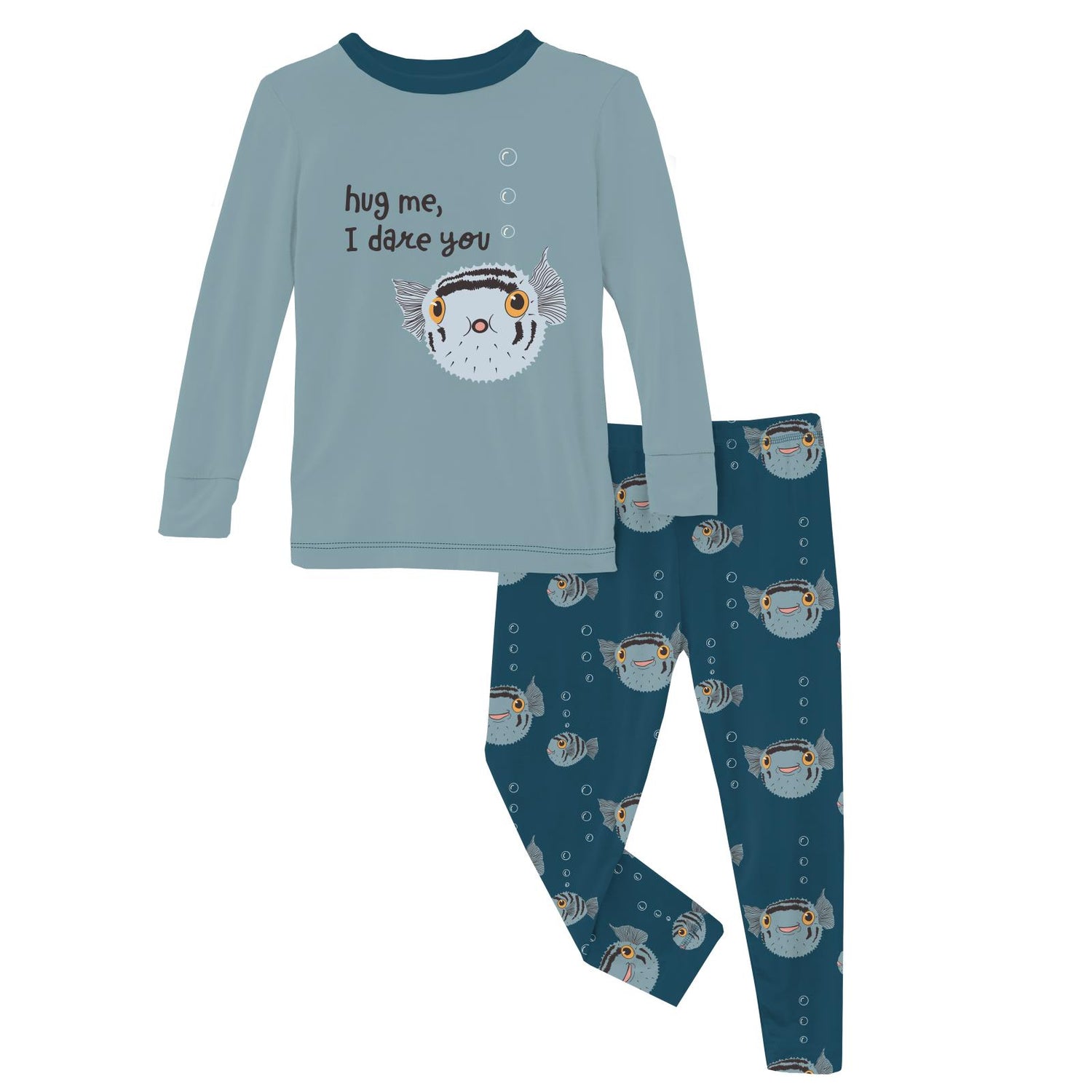 Long Sleeve Graphic Tee Pajama Set in Peacock Puffer Family