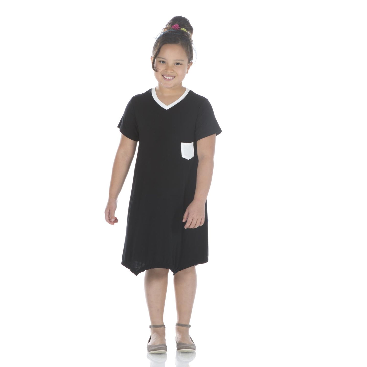 Short Sleeve Tee Shirt Dress with Pocket in Midnight with Natural