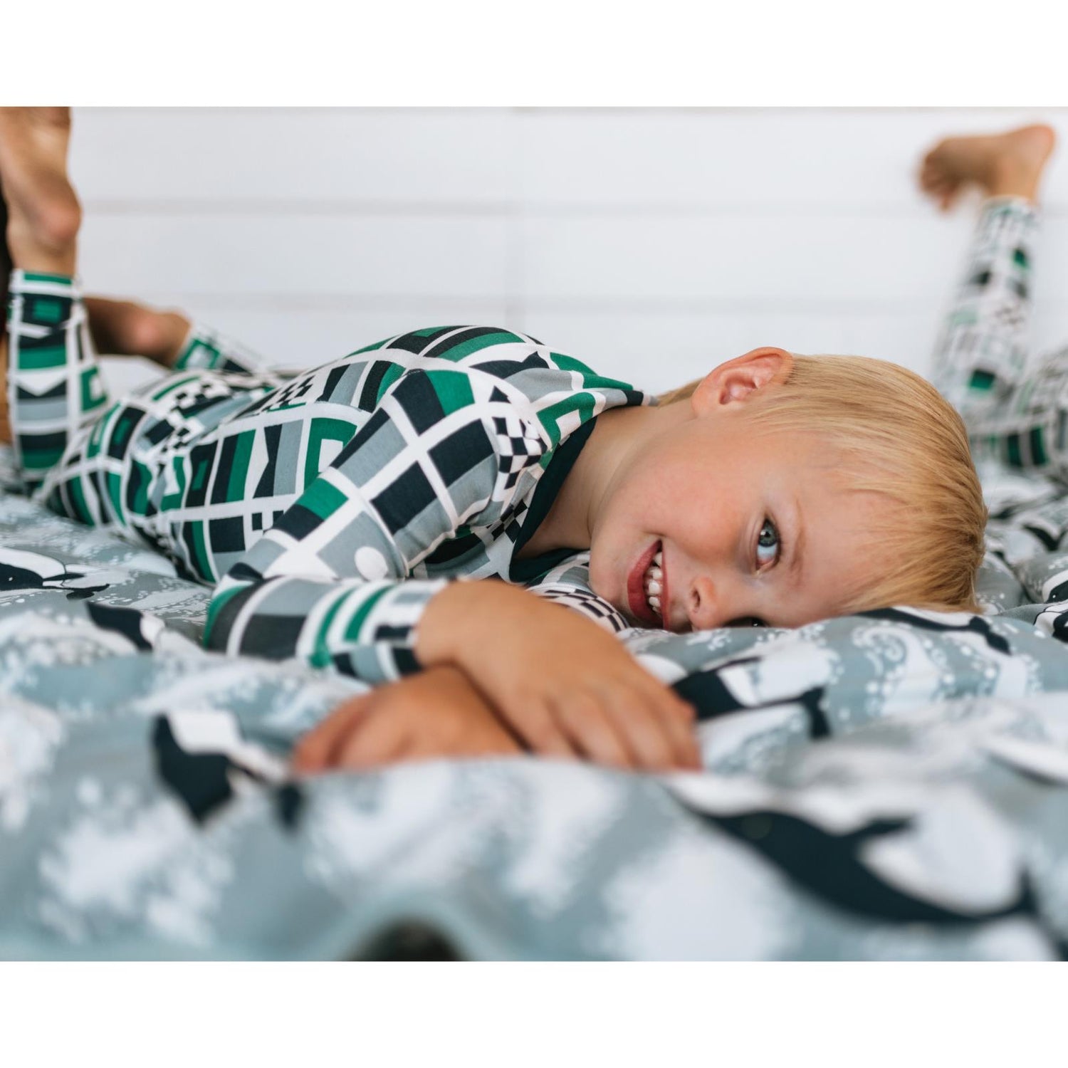 Print Long Sleeve Pajama Set in Nautical Flags