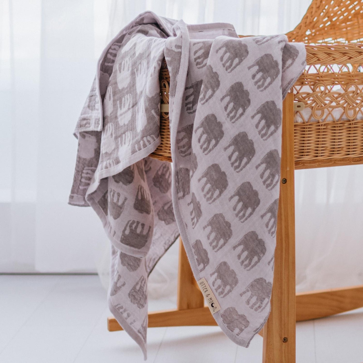 Soft Spun Cotton Jacquard Muslin Swaddle 47 x 47 in Misty Morning/Slate Gray Elephants (360456)