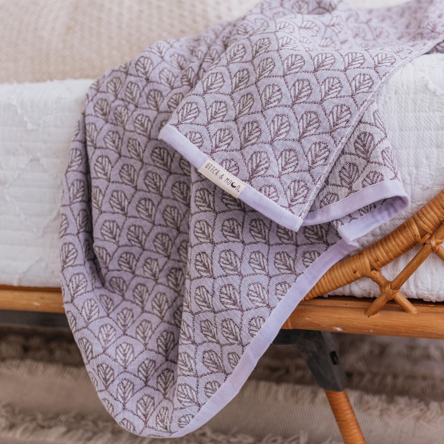 Soft Spun Cotton Jacquard Muslin Blanket 55 x 75 in Water Lily/Wisteria Deco Leaves (360516)
