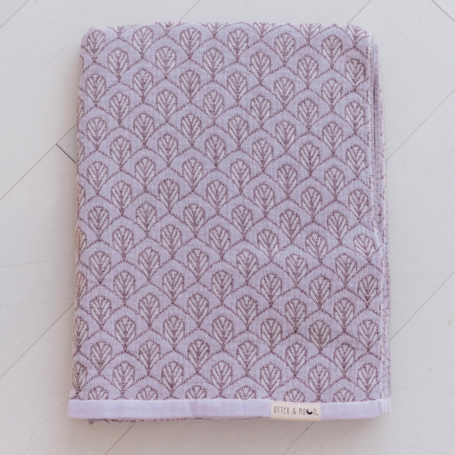 Soft Spun Cotton Jacquard Muslin Blanket 55 x 75 in Water Lily/Wisteria Deco Leaves (360511)