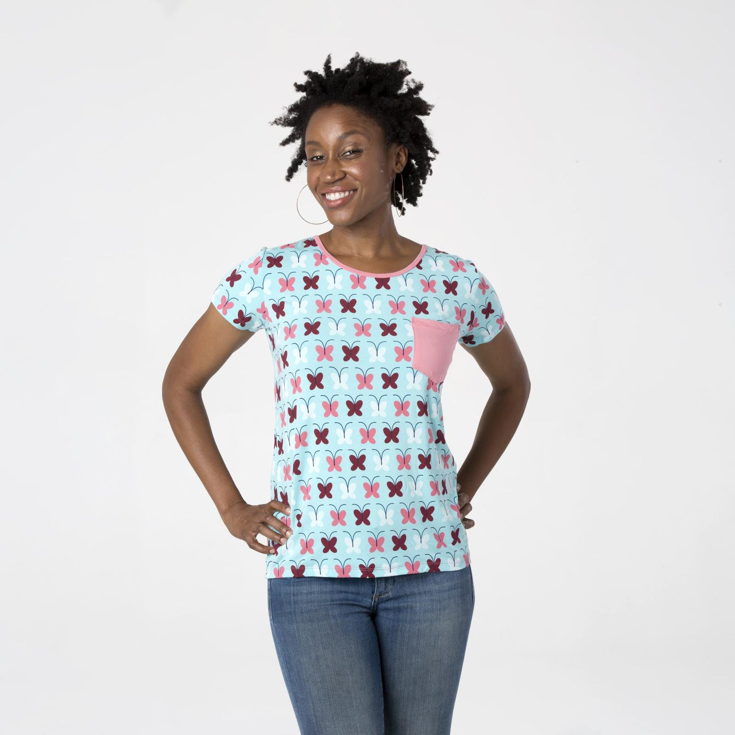 Print Short Sleeve Relaxed Tee with Pocket in Tallulah's Butterfly