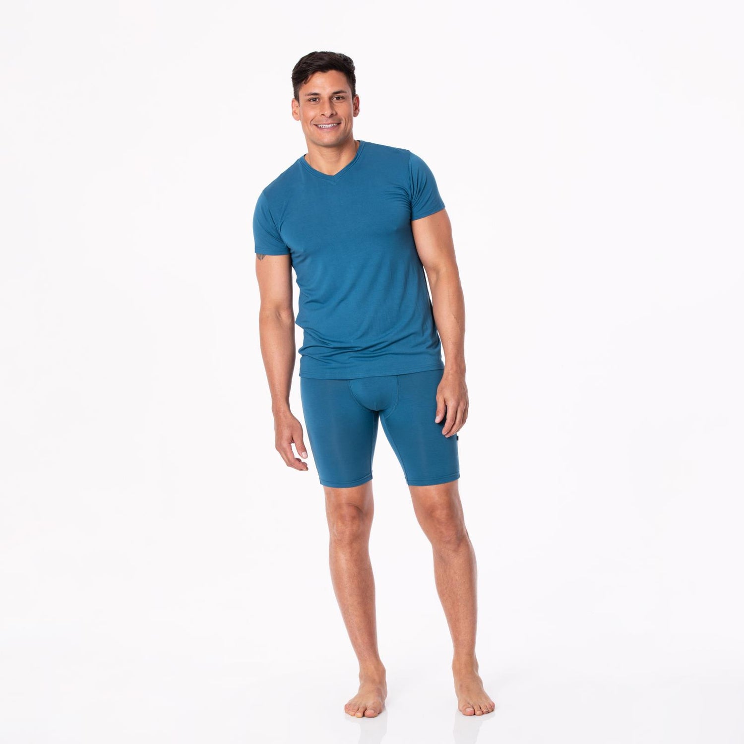 Men's Solid Short Sleeve V-Neck Tee in Twilight