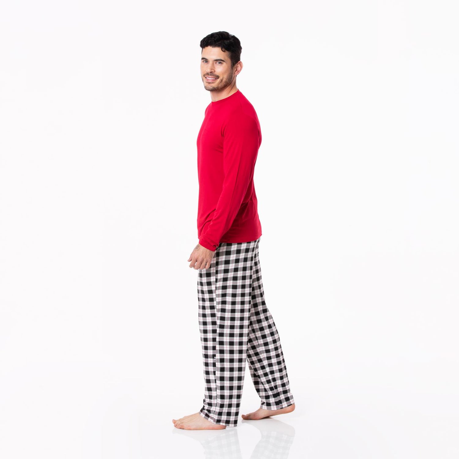 Men's Print Long Sleeve Pajama Set in Midnight Holiday Plaid