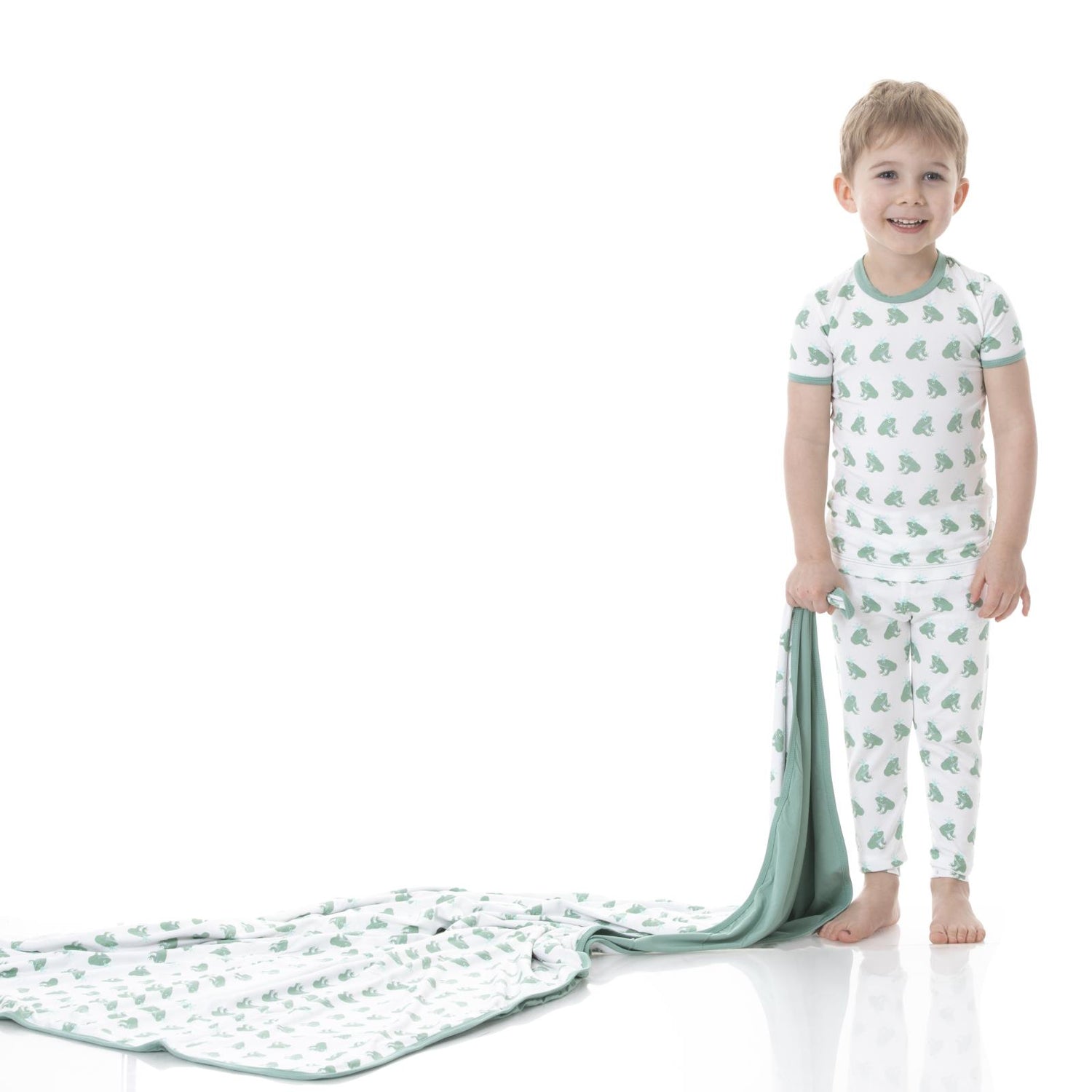 Print Short Sleeve Pajama Set in Natural Frog Prince